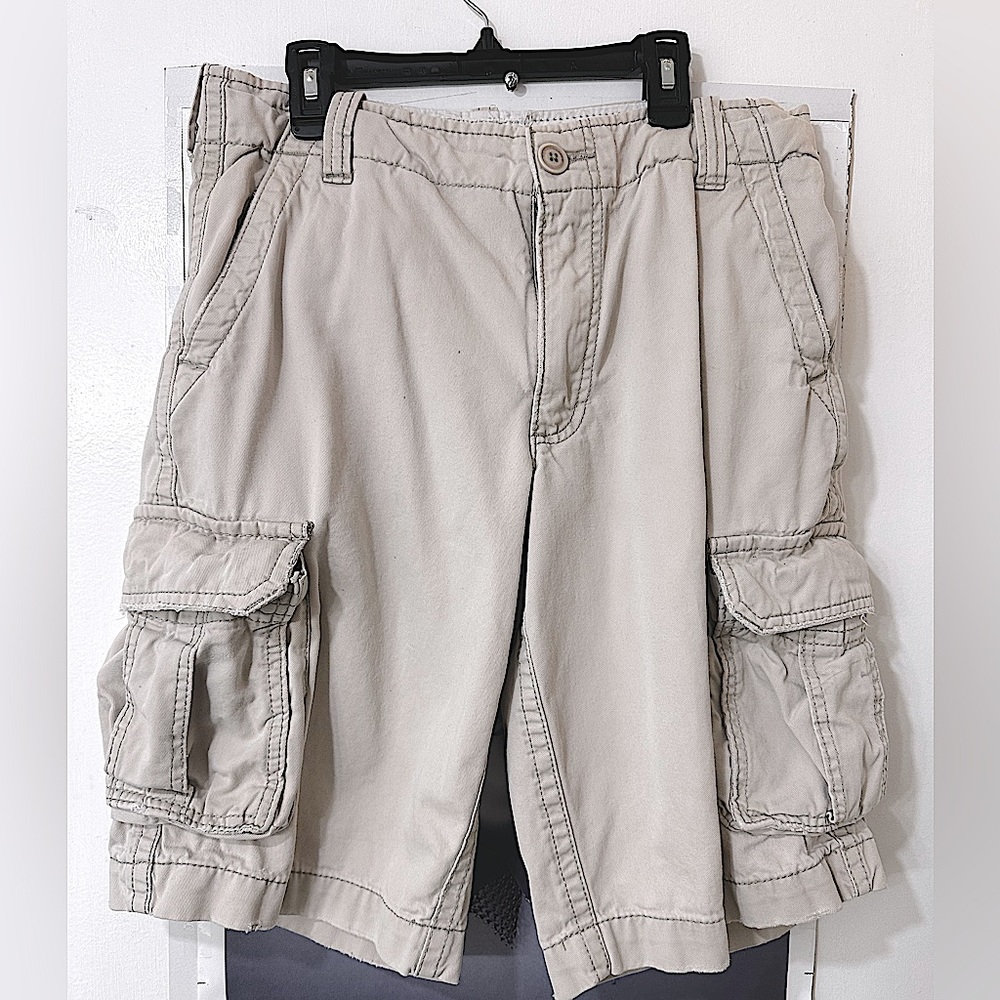 Aeropostale kaki cargo shorts size 29